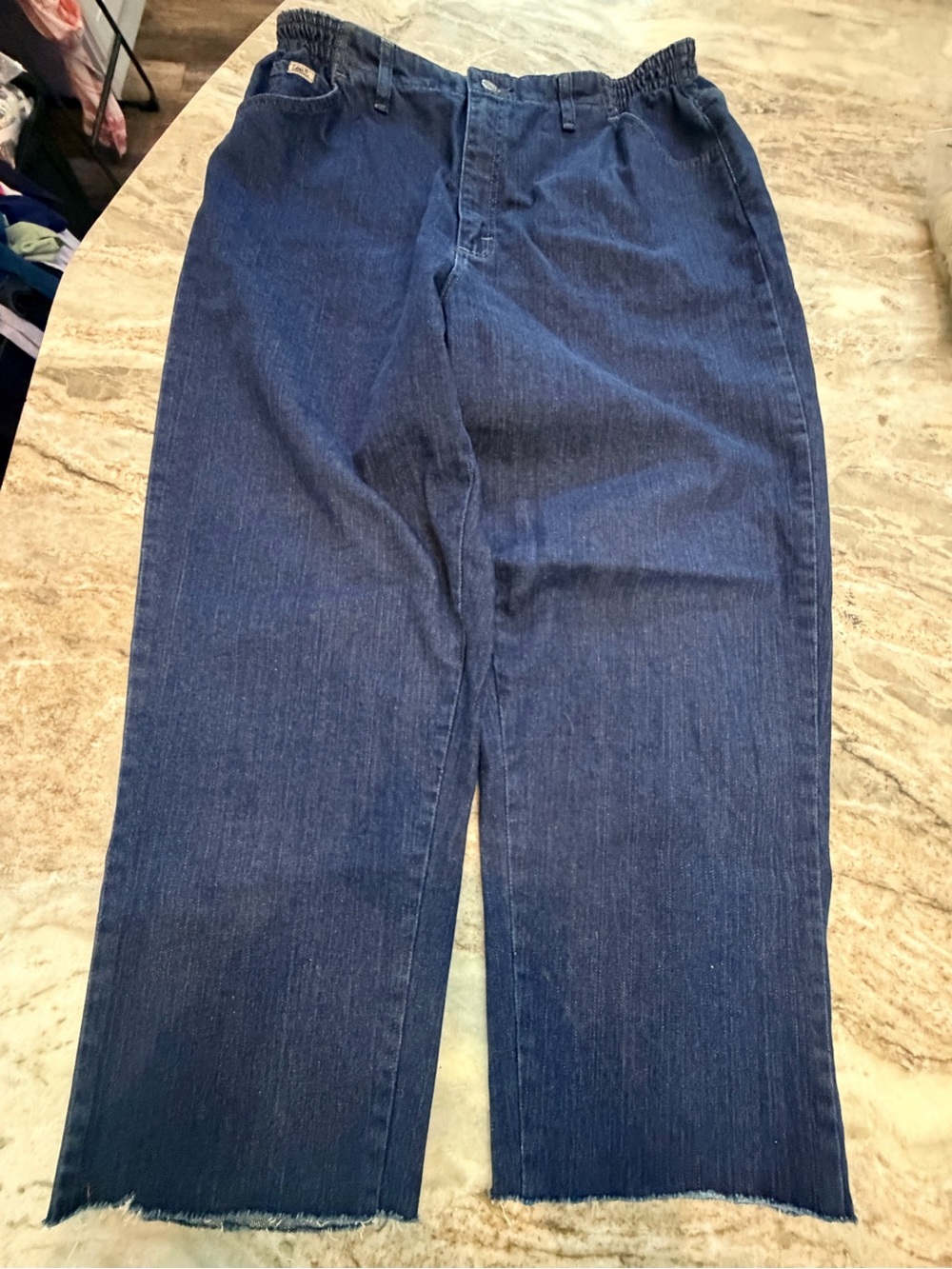 Lee Size 34 Dark Wash Wide Leg Jeans Side Elastic Waist Raw Hem